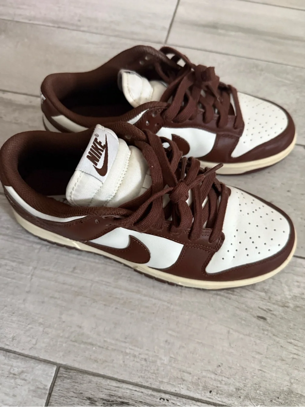 Women’s Nike 7.5 Brown and White Low-Top Sneakers